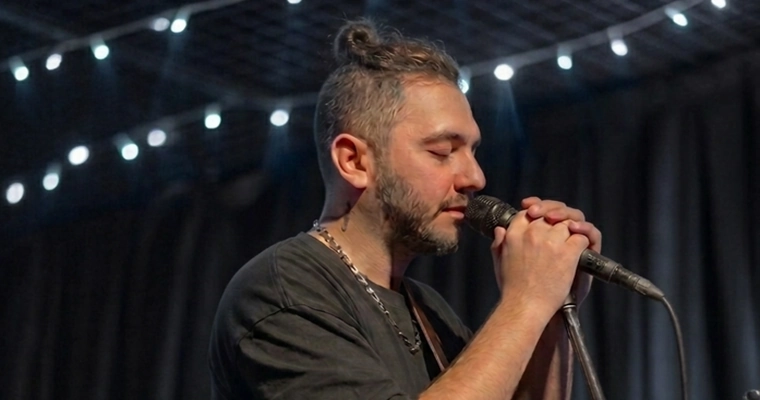 October 31 | Rıza – Acoustic Stage