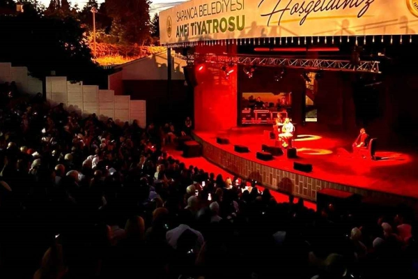 Kırkpınar Açıkhava Tiyatrosu
